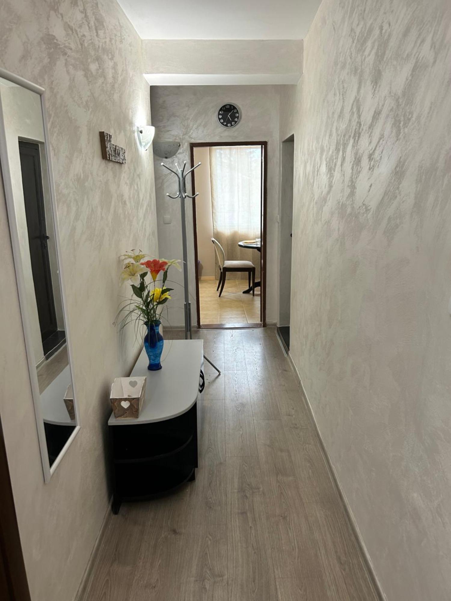 Apart House Ana Апартамент За Гости Ана Vratsa Ngoại thất bức ảnh