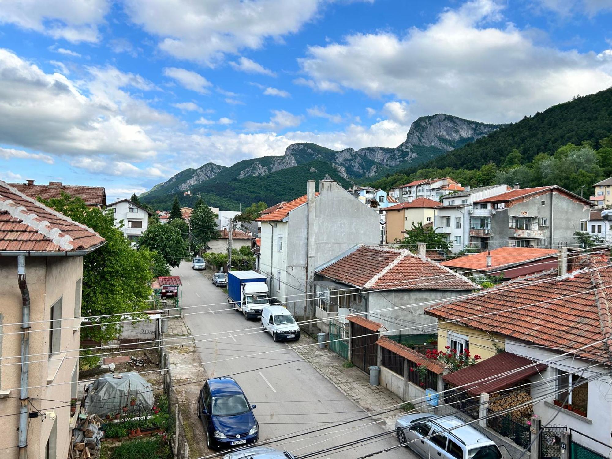 Apart House Ana Апартамент За Гости Ана Vratsa Ngoại thất bức ảnh